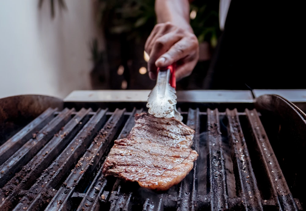 how wood pellet grills work